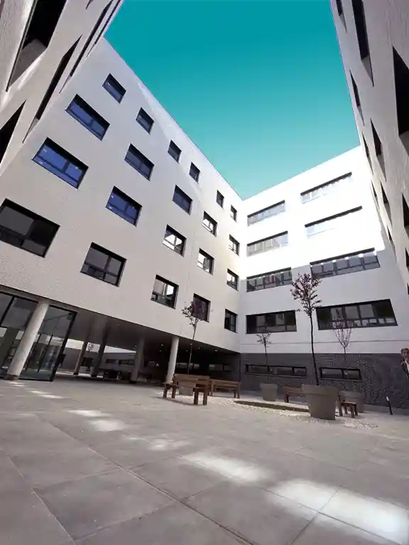 Zorgresidentie Emera in Carabanchel, Madrid (ES).